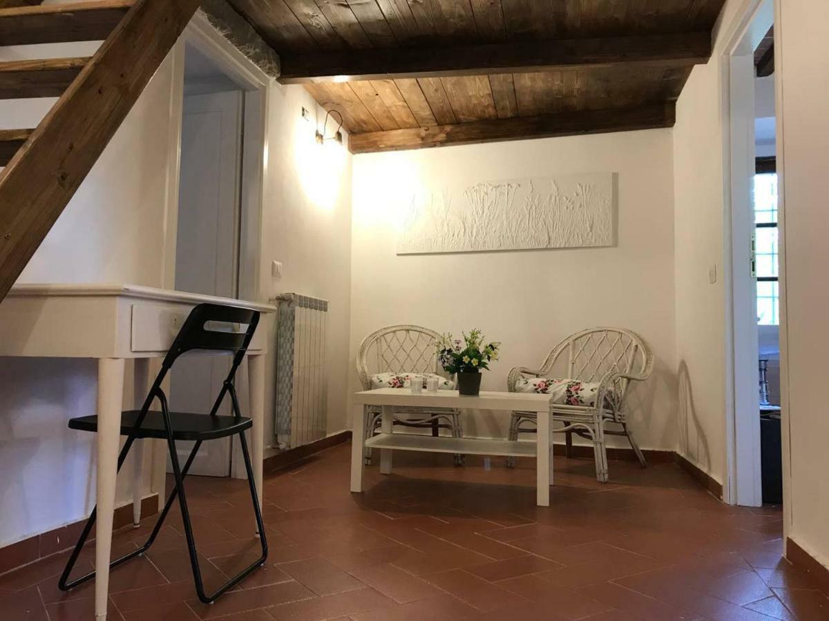 Antica Dimora Di Laura Apartment Barberino di Mugello Luaran gambar